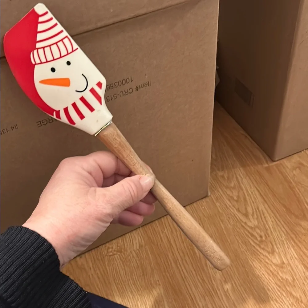 Sur La Table Silicone With Wood Handle Snowman Design Baking Spatula